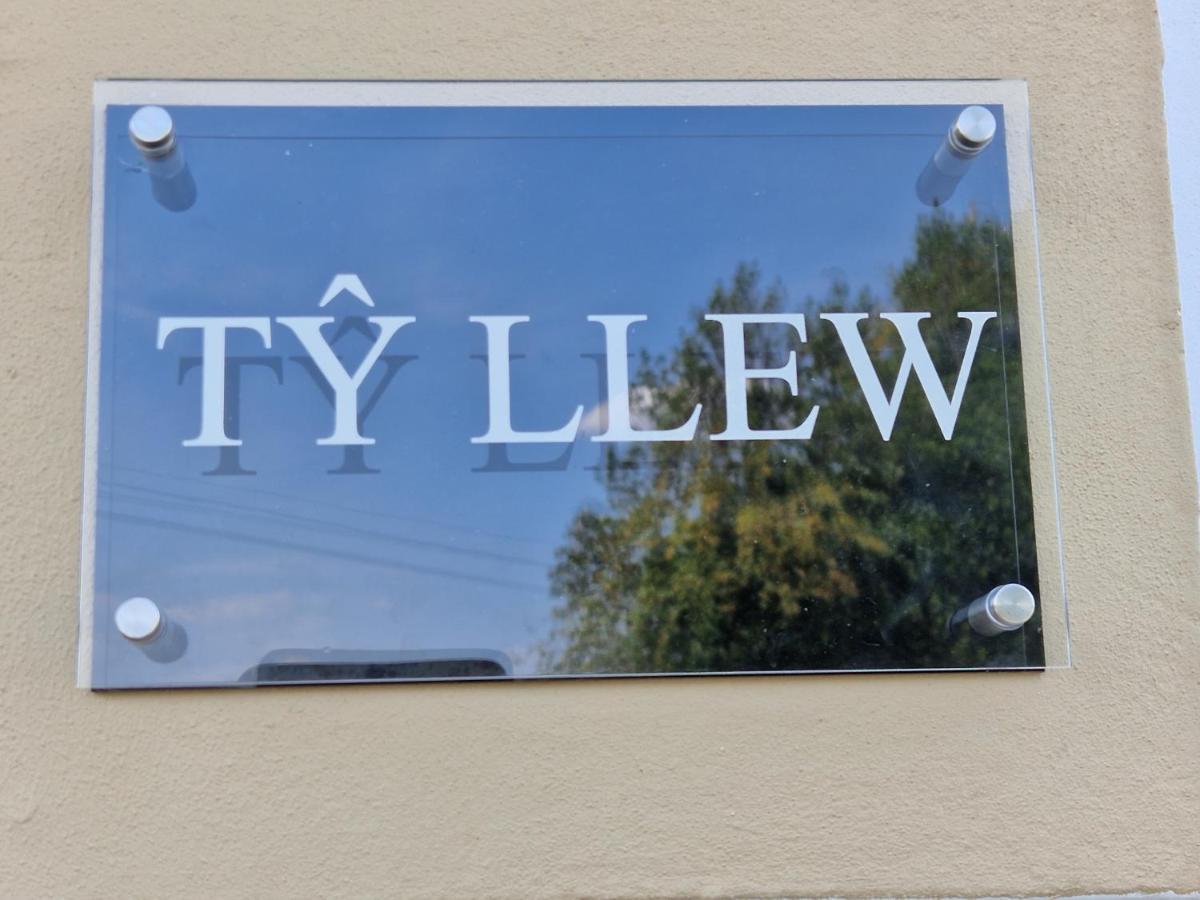 Hotel Ty Llew Llandysilio Exterior foto